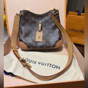 Louis Vuitton Cross Body